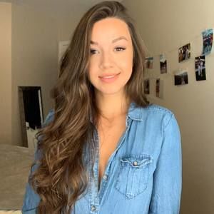 Meet your Posher, Felicia